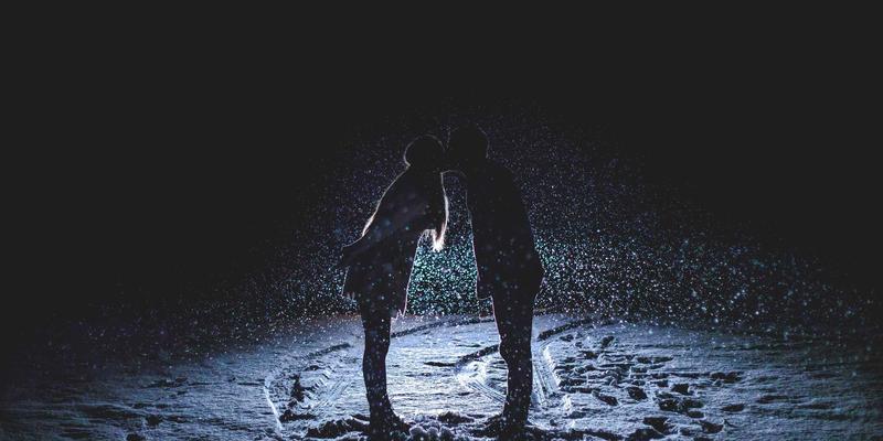 专业律师服务视角：公司股权激励方案的法律架构设计与税务合规关键